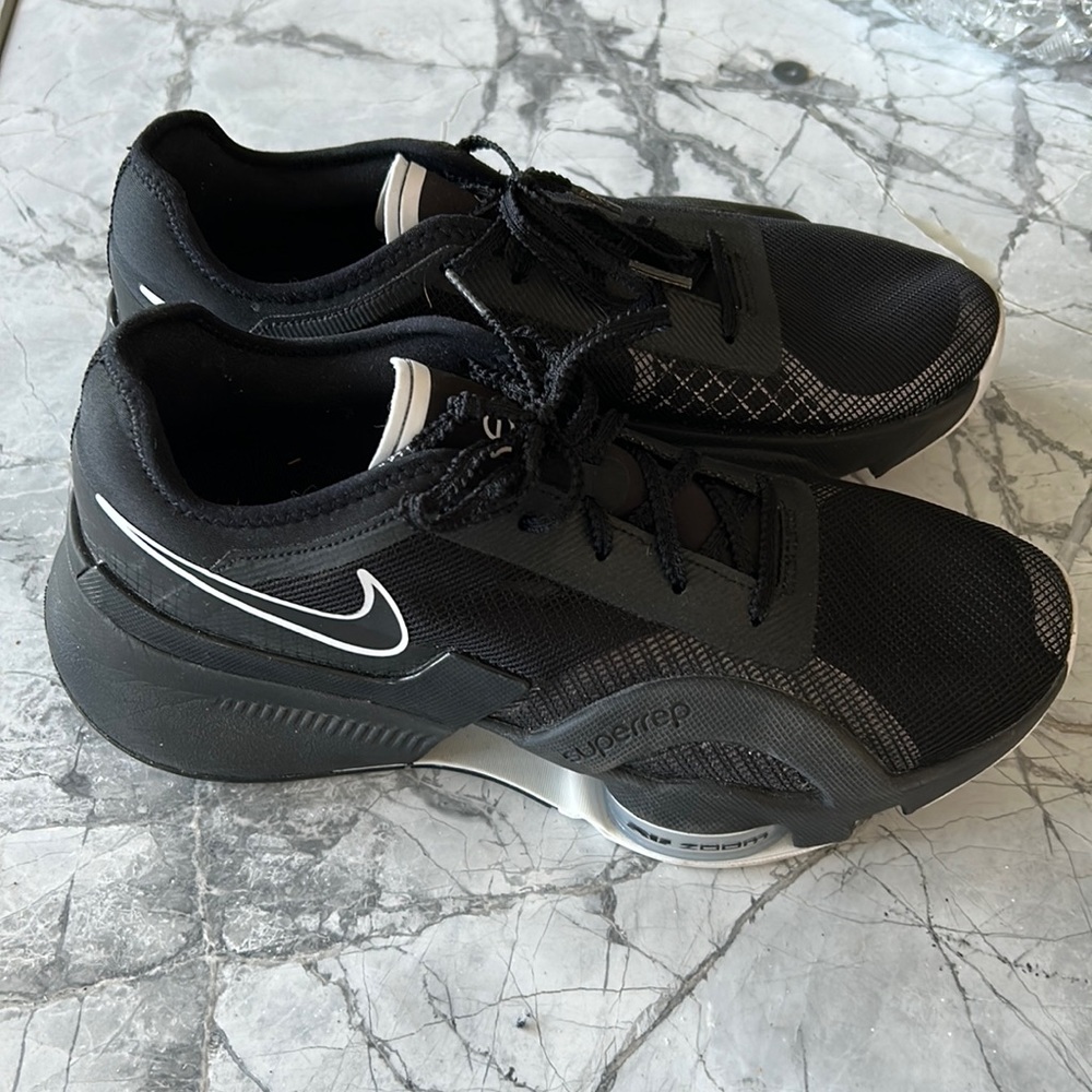 Nike women’s air zoom superrep 3 training shoes barely worn
